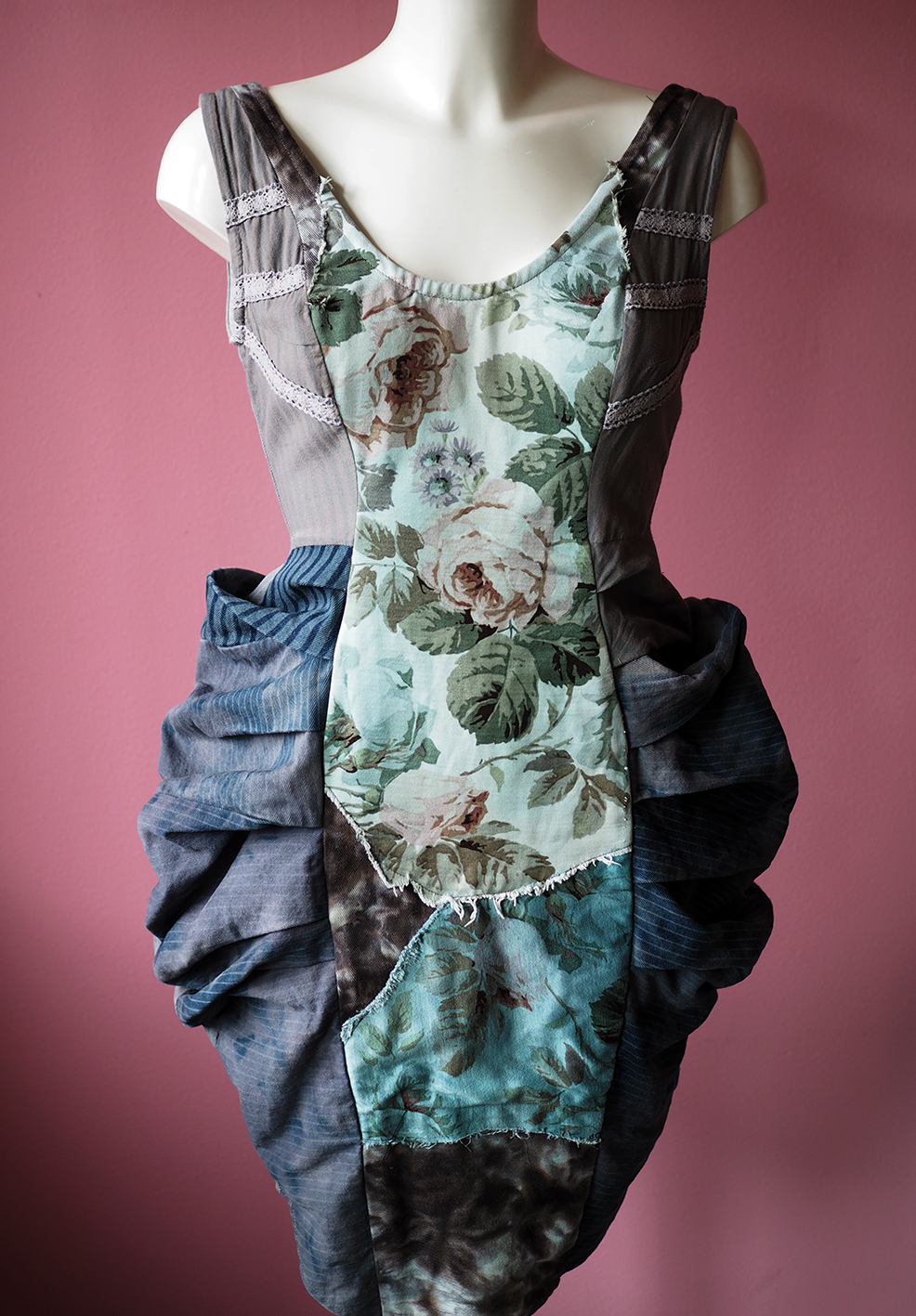 RÄYHEÄT JA TUUNATUT KORUT & SECOND HAND VAATTEET