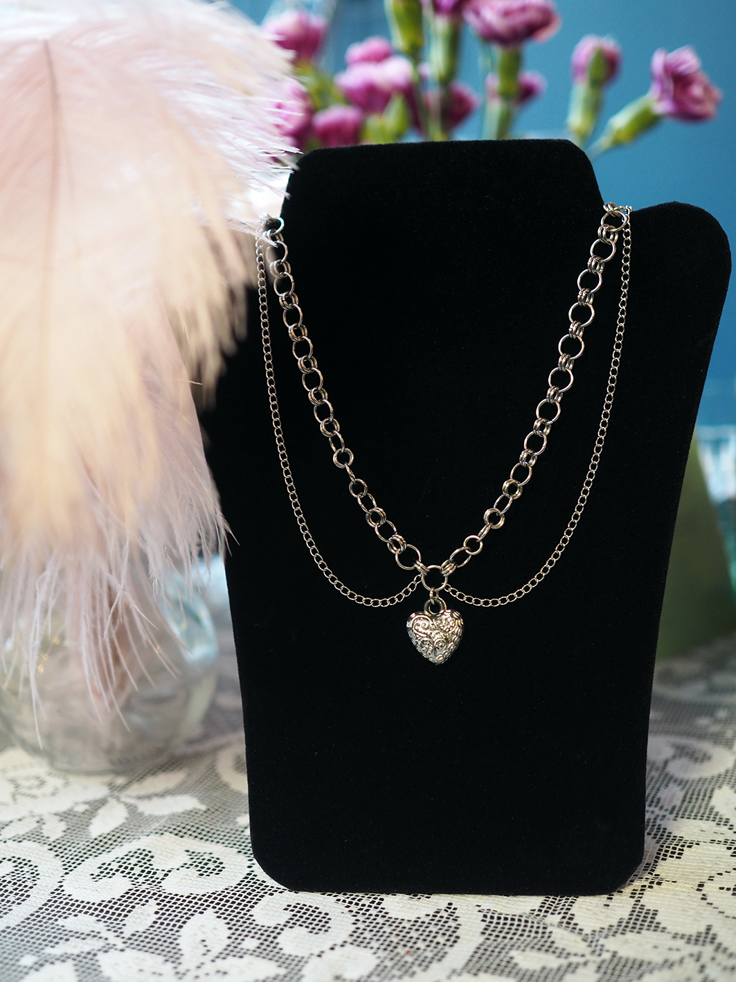 HANDMADE Heart kaulakoru