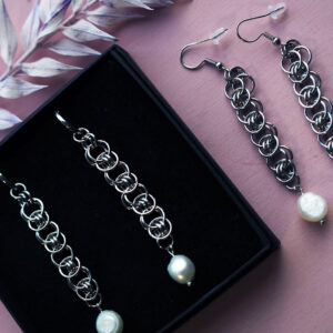 HANDMADE Bit messy, but amazing korvakorut