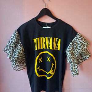 UPCYCLED Nirvana t-paita